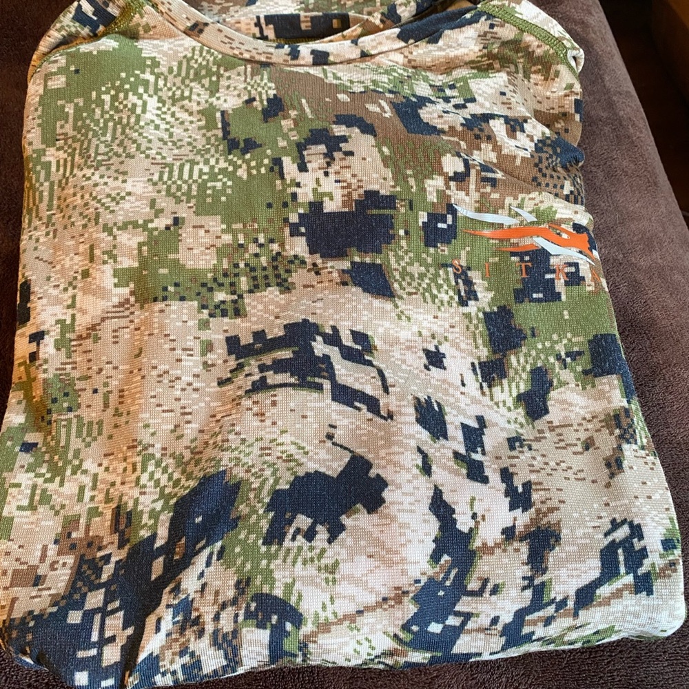 Sitka women’s camo